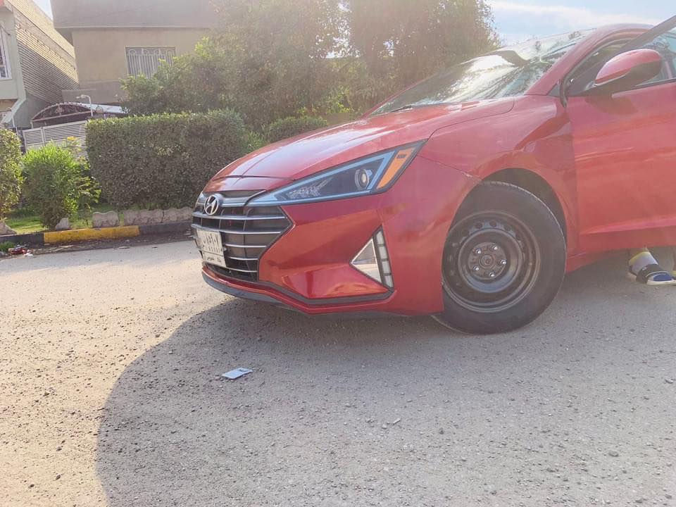 السلام عليكم النترا للبيع موديل ٢٠
حادثهه موضح بلصور والمحرك والشواصي مكفوله 

كلشي موضح بلصور والسونار موجود 
كير AT

السعر 129 وبيهه مجال 

مكاني بغداد الحريه

السياره بأسمي وتحويل ثاني يوم

رقمي ***********
