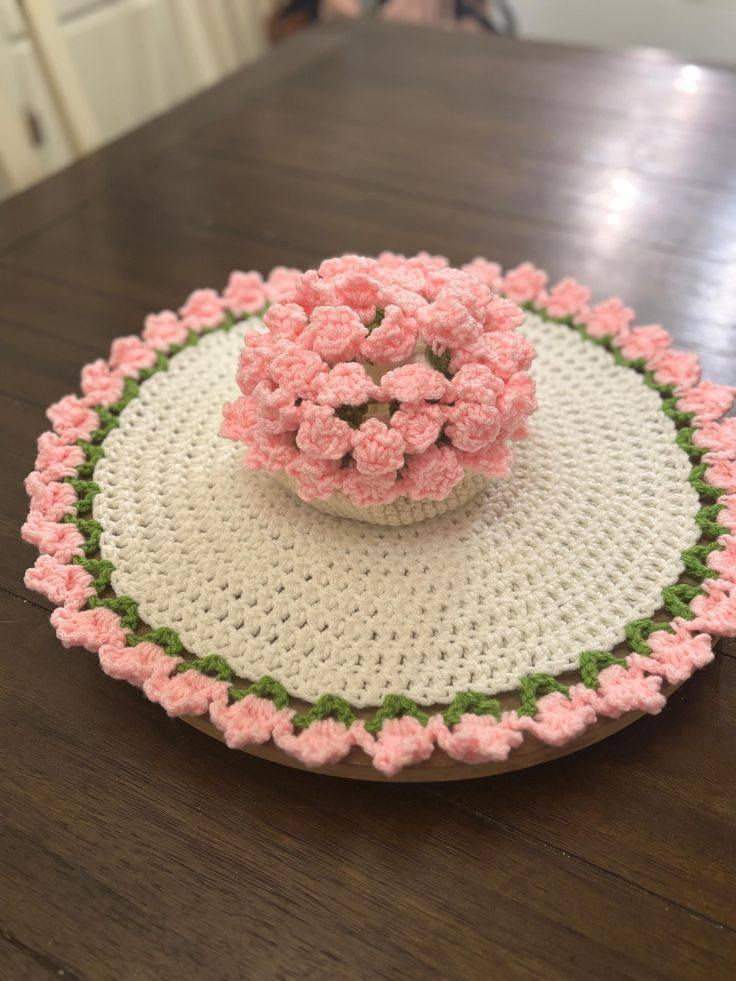 مفرش طاولة كروشيه بلمسة ورود أنيقة 🌹✨#شغل_يدوي #كروشية #مفرش_ورد


**إذا كنت صاحب هذا الإعلان وتريد حذفه لأي سبب، رجاءا أرسل رسالة إلى الدعم الفني**