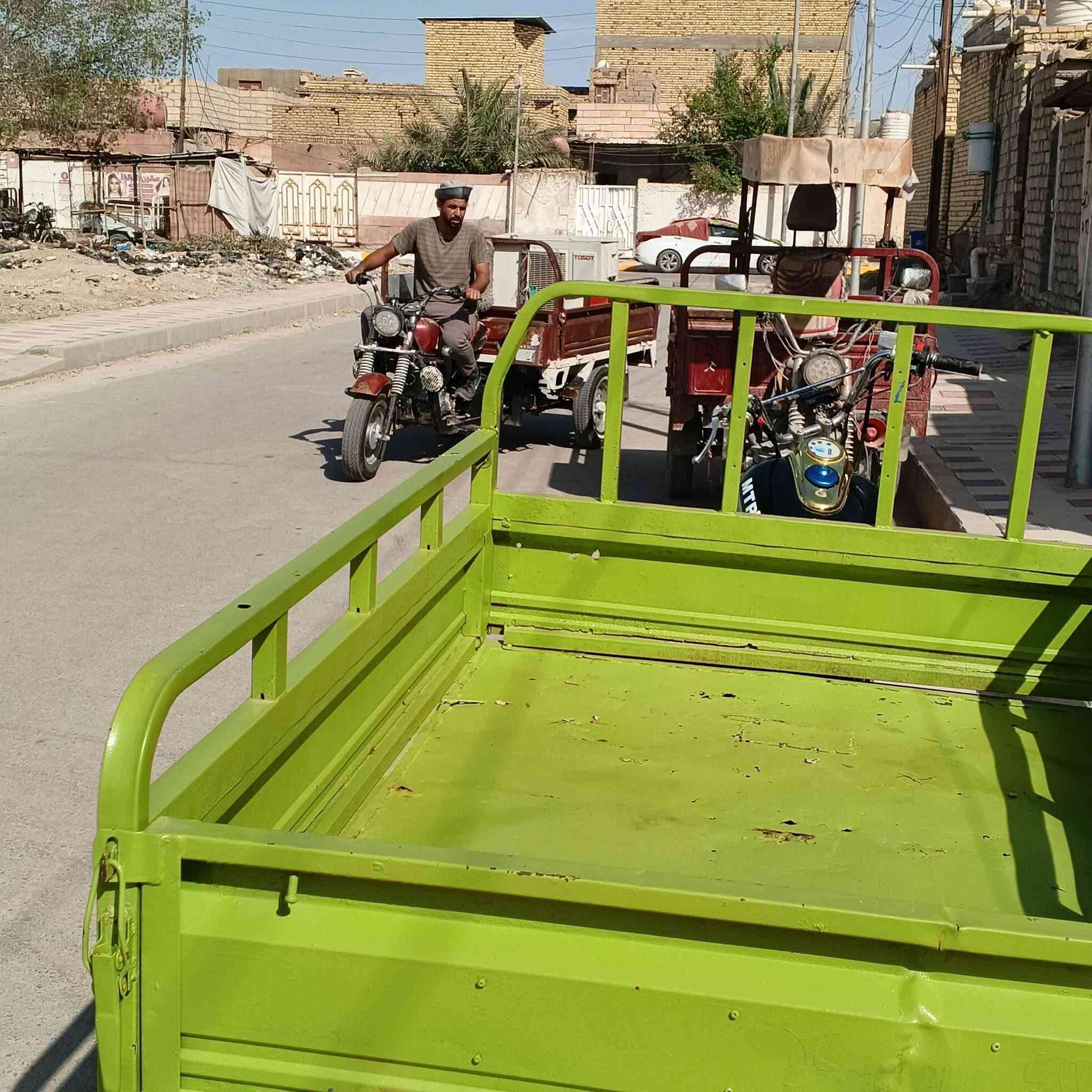 السلام وعليكم ستوته للبيع تعمير جديد مكينه نايلون أوراق كامله بس البدي كاعيته تعبانه ستوته سعره مليون واربعمئه وخمسينن 1450 سوق الشيوخ حي العسكري الي يريد يخابرني على هذا الرقم ***********
