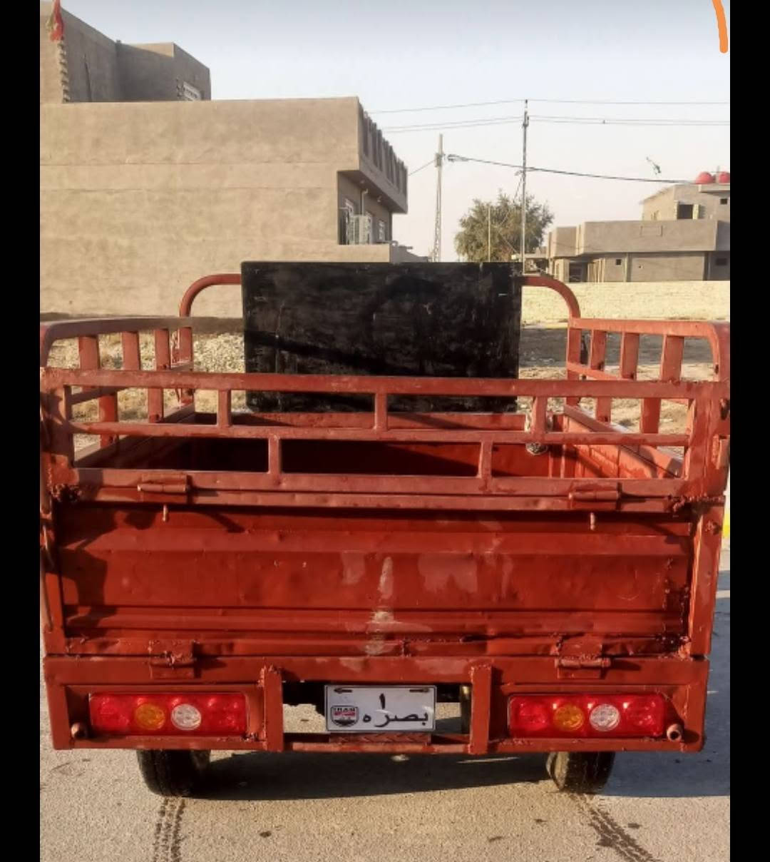 سلام عليكم ستوته للبيع ب٧٠٠ وبيه مجال المكان واسط ناحيه الشحيميه للاستفسار الاتصال على الرقم***********
