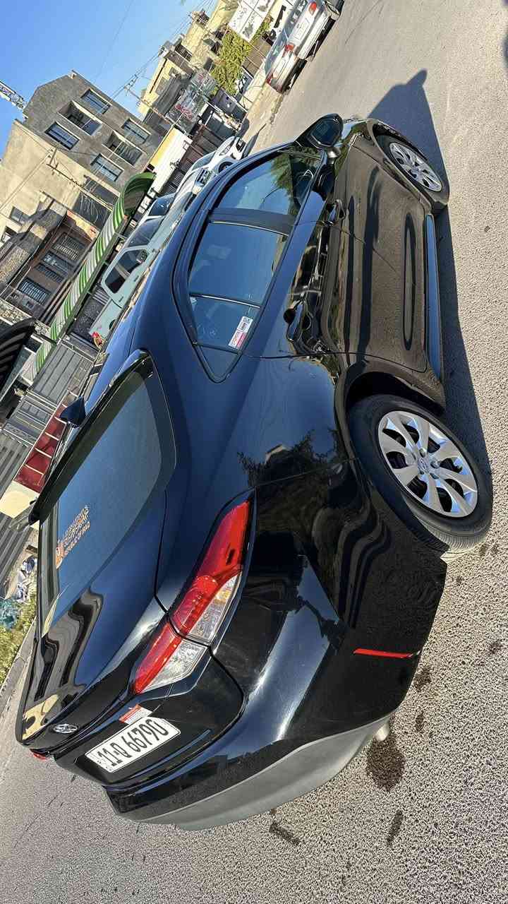 السلام عليكم
كورلا امريكي ٢٠٢٤ 
فئة LE مكينة 2.0L
اسود شذرة زرگة
رقم بغداد بأسمي تحويل ثاني يوم
صور الحادث مرفقة مع المنشور
ماشية ٤٨ الف كيلو مو ميل
مواصفات:
١- تحديد مسار
٢- قيادة ذاتية
٣- اوتو هولود
٤- هاندبريك بصمة
٥- شاشة تدعم كاربلي
والخ من المواصفات المعروفة
السعر ١٥٧ ورقة 
مكاني بغداد / البلديات 
رقم الهاتف ***********
