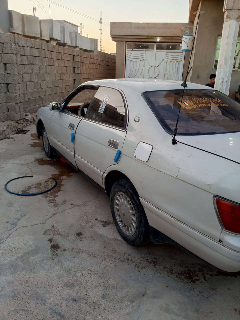 السلام عليكم بطه موديل1995رقم فحص نينوى شرط وكالة تحويل الكير الكدام يمشي بك ماكو يعني كير كايم محرك بي صوت ابيع هل موجود السعر 20مراوس يرهم ***********بدون كص
