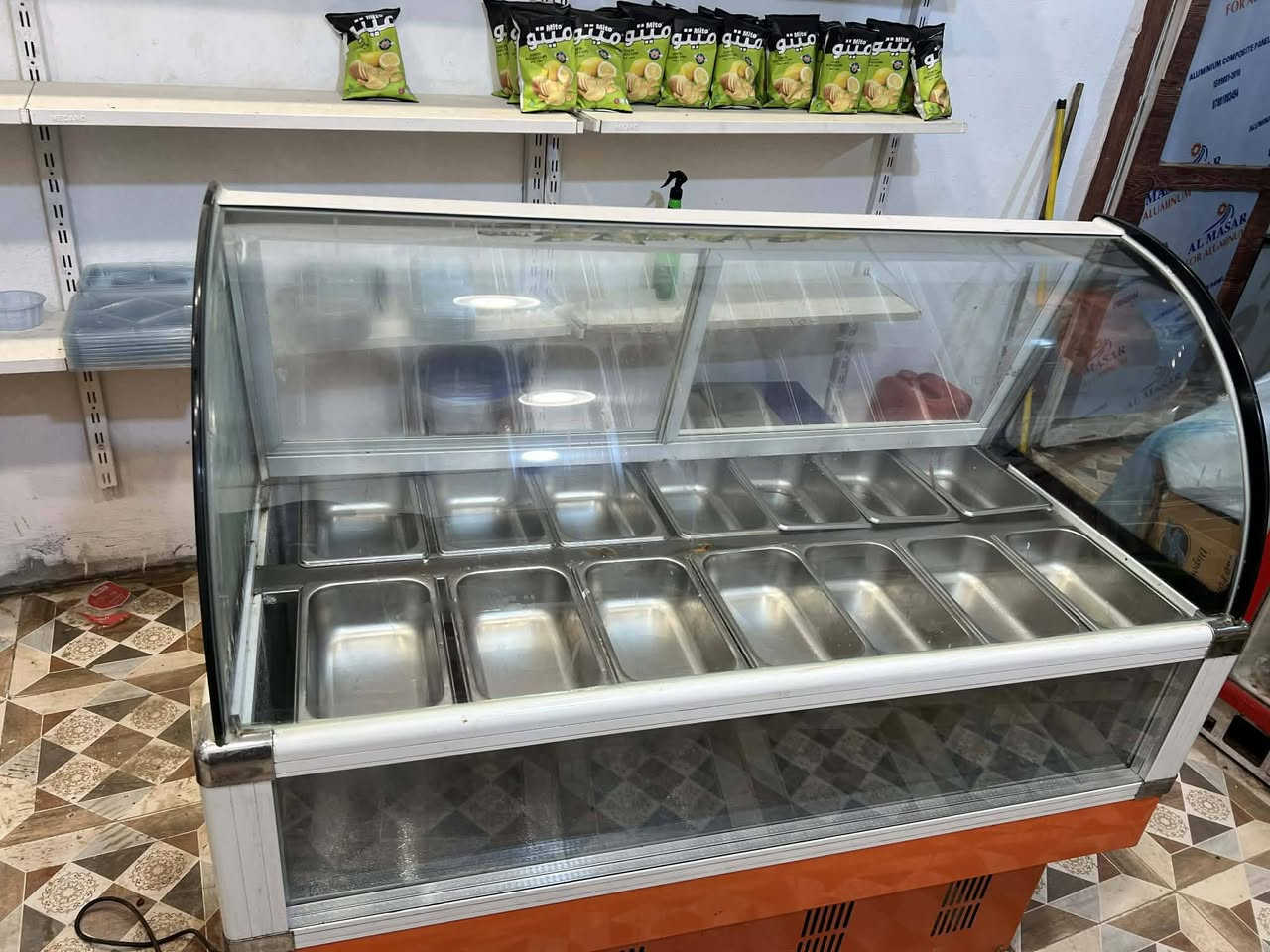 سلام عليكم متاح برادات مقبلات
مكاني حله شارع ٨٠ 
‏‪‪0788 400 4006‬‬‏
