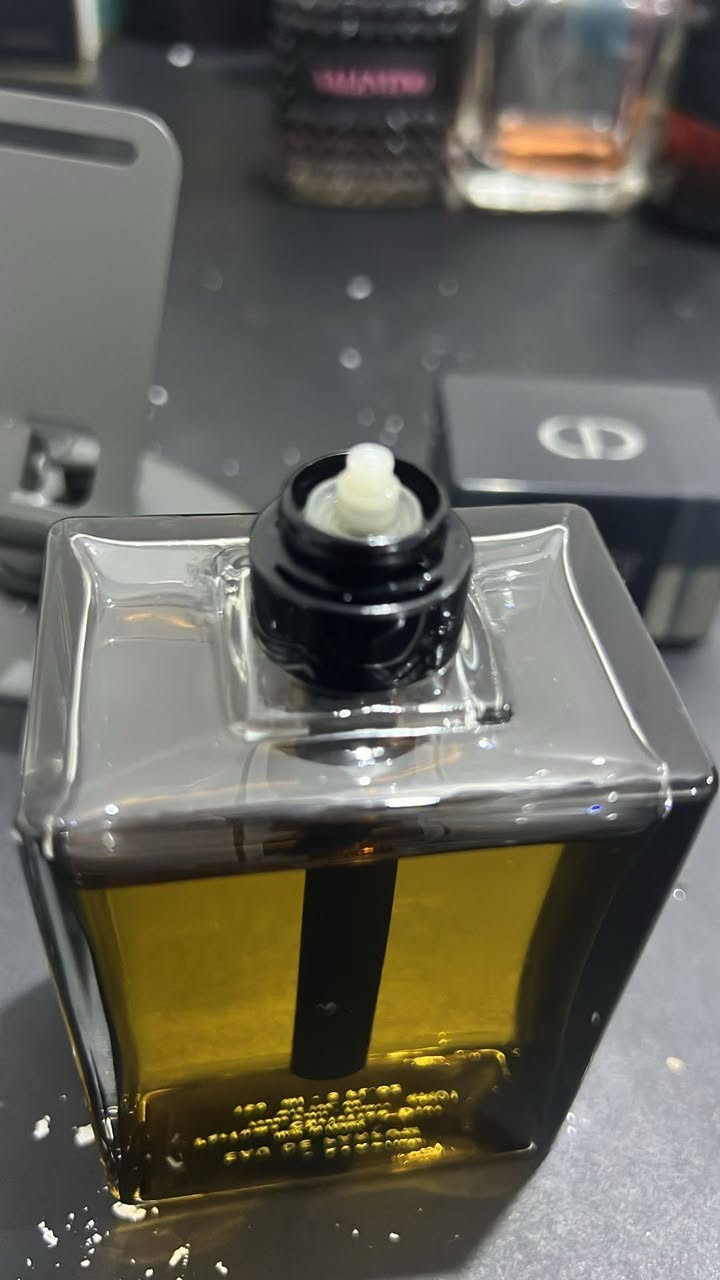 ديور هوم انتنس نسخة 2023 متبقي منه 30ml راح يكون عليه مزاد يبدء من 40 ألف الى حد اعلى سعر إن شاء الله وينتهي المزاد غدا


**إذا كنت صاحب هذا الإعلان وتريد حذفه لأي سبب، رجاءا أرسل رسالة إلى الدعم الفني**