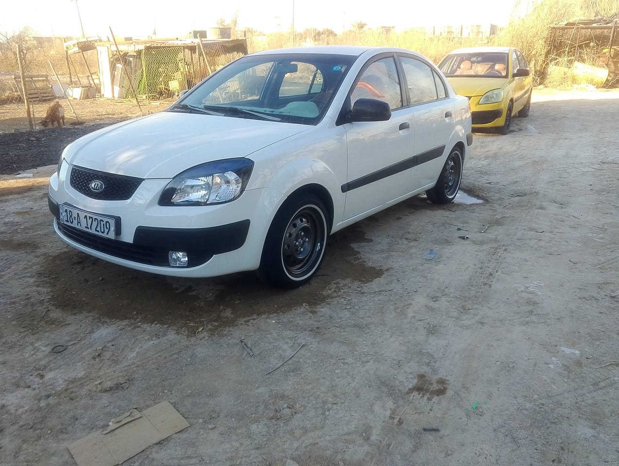 السلام عليكم كيه ريو للبيع موديل 2008 خليجي السياره مكفول كفالة عامه لاصبغ ولا تبديل ولافتح مكينه ستميه كير حداديه تبريد كله شرط سنويه جديده هزه تخم تاير مكان السياره ديوانيه السعر 87 بيهه مجال غير متواجد على الفيس اتصال ***********
