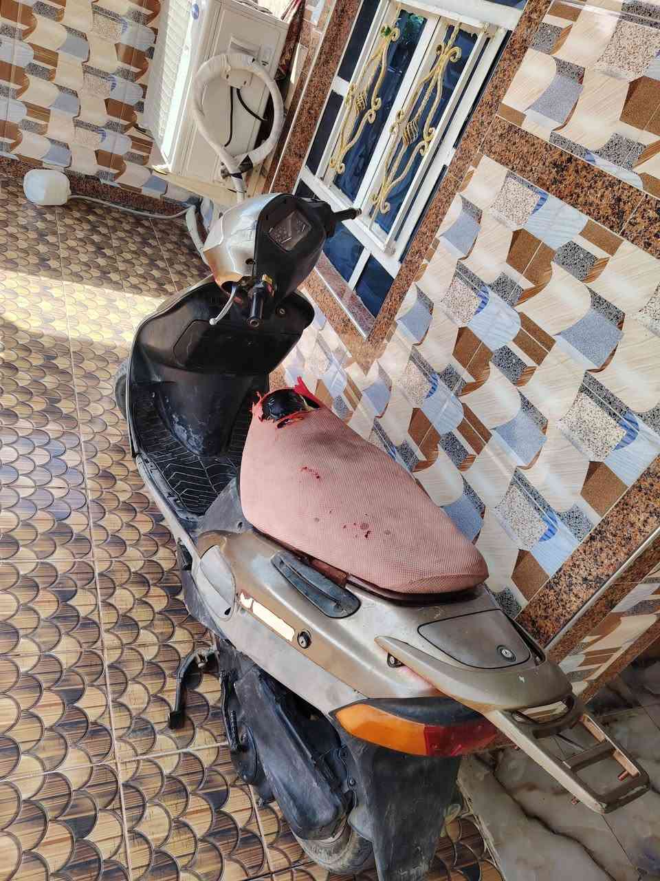 من رخصة الادمن 
دراجه للبيع جهازه من كلشي مفتوحه مره وحده تجفيت غراض كله أصلي كهربائيات الكل شغاله بس ملف شحن محترك ومخلي هندر وكله شغال السعر ٣٥٠ وبيها مجال المكان القرنه الثغر


**إذا كنت صاحب هذا الإعلان وتريد حذفه لأي سبب، رجاءا أرسل رسالة إلى الدعم الفني**