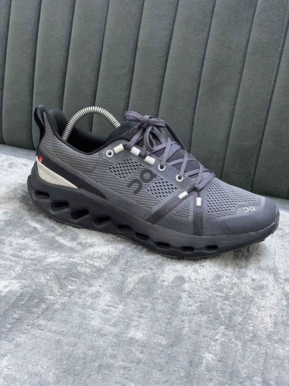 .  On cloud surfer.                                                    بالەی ئەمریکی مارکەی ئۆن کلاود ئۆرجنال ئەسلی ١٠٠/١٠٠ قیاس ٤٤.٥ دريژی ٢٨.٥ سم نیو..مۆدیل ٢٠٢٥..حذاء باله امريكى اورجنال اصلى ماركه اون قياس ٤٤.٥ طول القدم ٢٨.٥..يوجد توصيل


**إذا كنت صاحب هذا الإعلان وتريد حذفه لأي سبب، رجاءا أرسل رسالة إلى الدعم الفني**