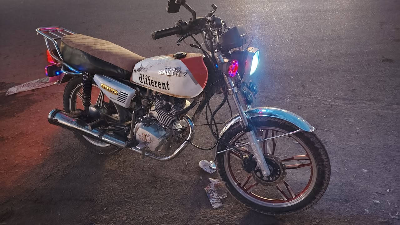 السلام عليكم من رخصة الادمن المحترم
ايراني 5 گير للبيع موديل 22 الدراجة كاملة مكملة تجي تشوف بعينك مكينة تخبل كلجات تشگ الكاع كهربائيات كفالة عامة السعر 500 وبيهه مجال قليل للشراي مكاني بغداد مدينة الصدر


**إذا كنت صاحب هذا الإعلان وتريد حذفه لأي سبب، رجاءا أرسل رسالة إلى الدعم الفني**