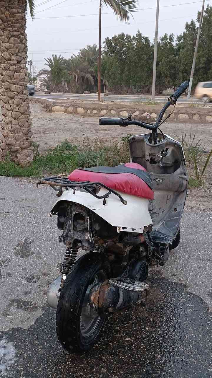 سلام عليكم
دراجه بيجي تسعه زروف للبيع 
دراجه تعمير كله جديد 25 ماناقصه شي 
محرك جديد +شاصي جديد+كهربائيات كله جديد+ تخم تايرات جدد+ بلك جديد +دبلات امامي وخلفي شغالات+دراجه ما متعوبه وبعدهي جديده +صوت اكسل مابيها+ دراجه مداريها 
السعر 300 وبيها مجال قليل كلش كلش 
مكاني نجف كوفه حي سهله للاستفسار علق وبالخدمه 🌹
اكرر دراجه تعمير جديد


**إذا كنت صاحب هذا الإعلان وتريد حذفه لأي سبب، رجاءا أرسل رسالة إلى الدعم الفني**