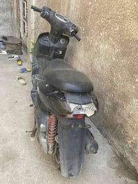 سكنس نثية • طفت • أدير سلف