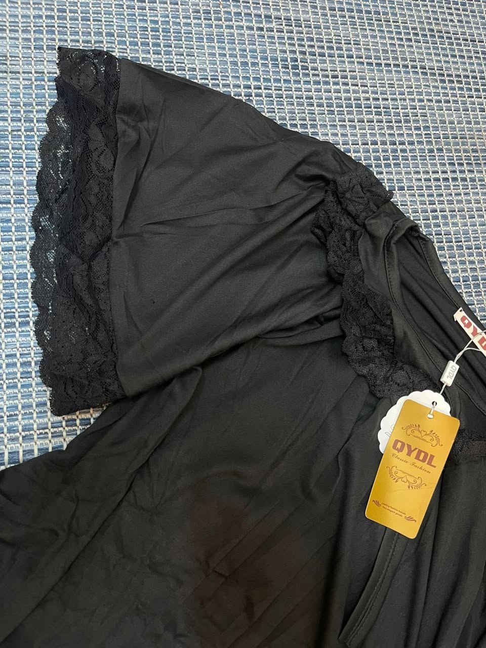 سعر الشلحه 8 سعر الدشداشه عشره متوفر جميع القياساات


**إذا كنت صاحب هذا الإعلان وتريد حذفه لأي سبب، رجاءا أرسل رسالة إلى الدعم الفني**