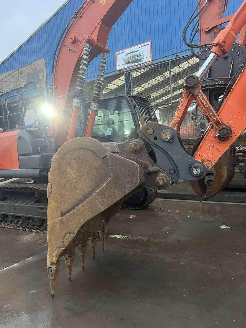 Hitachi 2009للبيع👌


**إذا كنت صاحب هذا الإعلان وتريد حذفه لأي سبب، رجاءا أرسل رسالة إلى الدعم الفني**