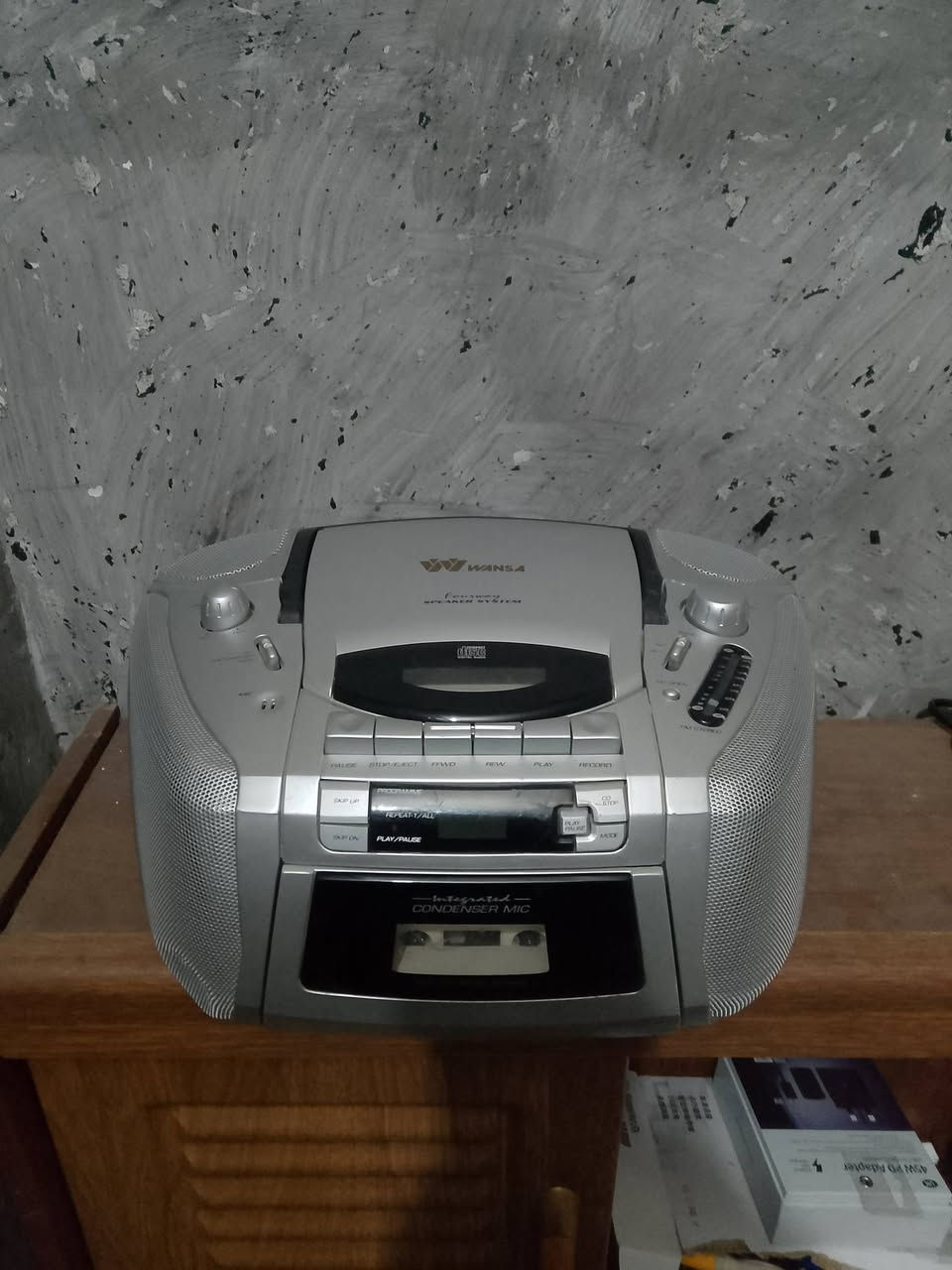 السلام عليكم راديو ومسجل وسيدي نظيف حيل فقط قبق مال باتريات مفقود كله شغال سعر 25 عنوان بغداد ام الكبر ***********
