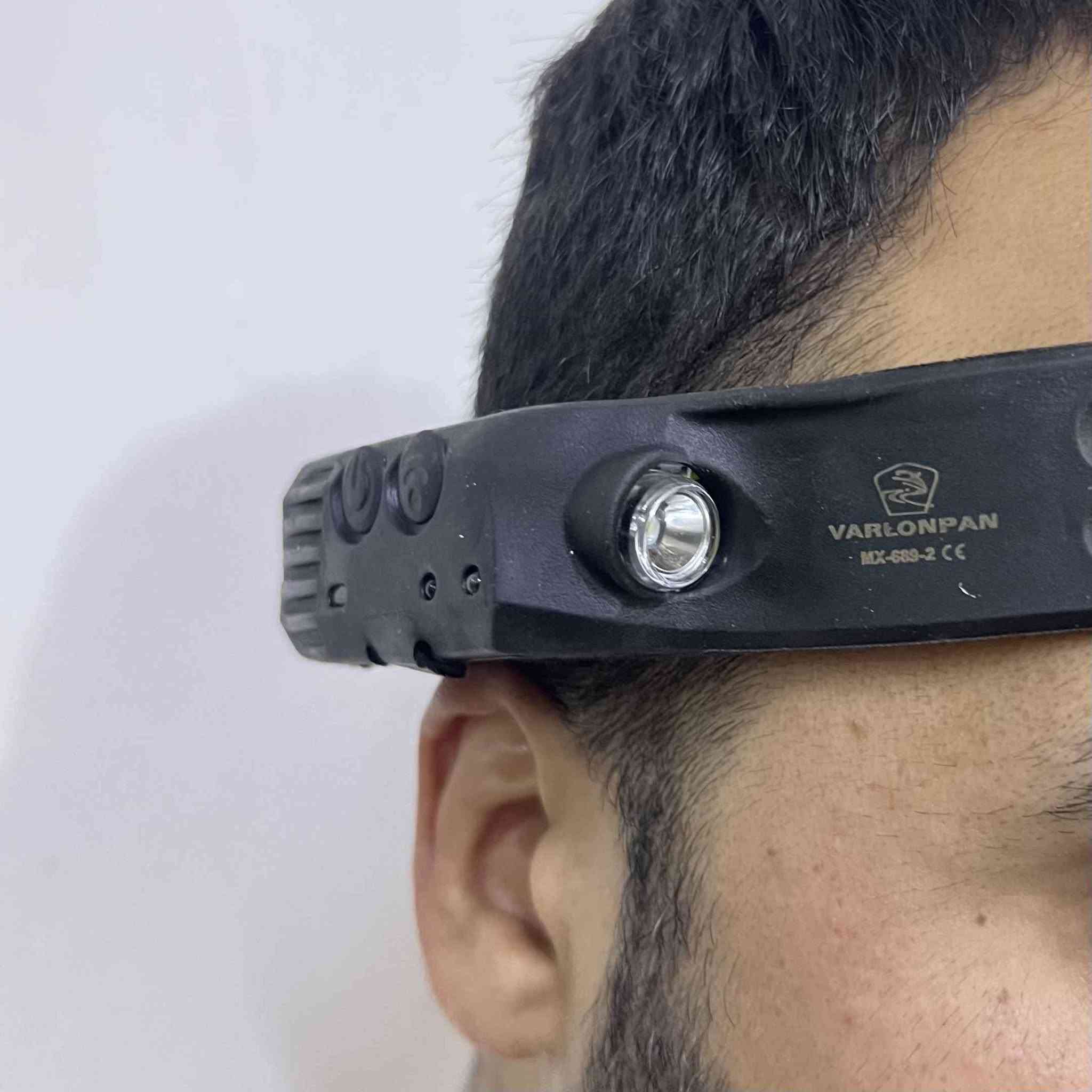 كشاف رأس متعدد الوظائف W689-2 بحساس حركة وشحن USB

كشاف رأس عملي مناسب للاستخدام اليومي والعمل الليلي، بتصميم مريح وإضاءة متعددة الأوضاع.

• مزود بحساس حركة (Wave Induction) للتحكم السريع بالإضاءة

• يحتوي على ضوء تحذيري وإضاءة قوية للفتيل

• أوضاع إضاءة متعددة (Gear Parsing)

• بطارية قابلة للشحن مع منفذ Type-C Charging Port

• تصميم خفيف ومناسب للارتداء على الرأس

• عمر استخدام طويل

• الموديل: W689-2
• النوع: Multi-Function Induction Headlamp
• الشحن: Type-C
• الوظائف:

Wave Induction
Warning Light
Highlighting the Wick
Long Lasting Life

محتويات العلبة:
• كشاف رأس
• رباط تثبيت للرأس موصل, نينوى


**إذا كنت صاحب هذا الإعلان وتريد حذفه لأي سبب، رجاءا أرسل رسالة إلى الدعم الفني**