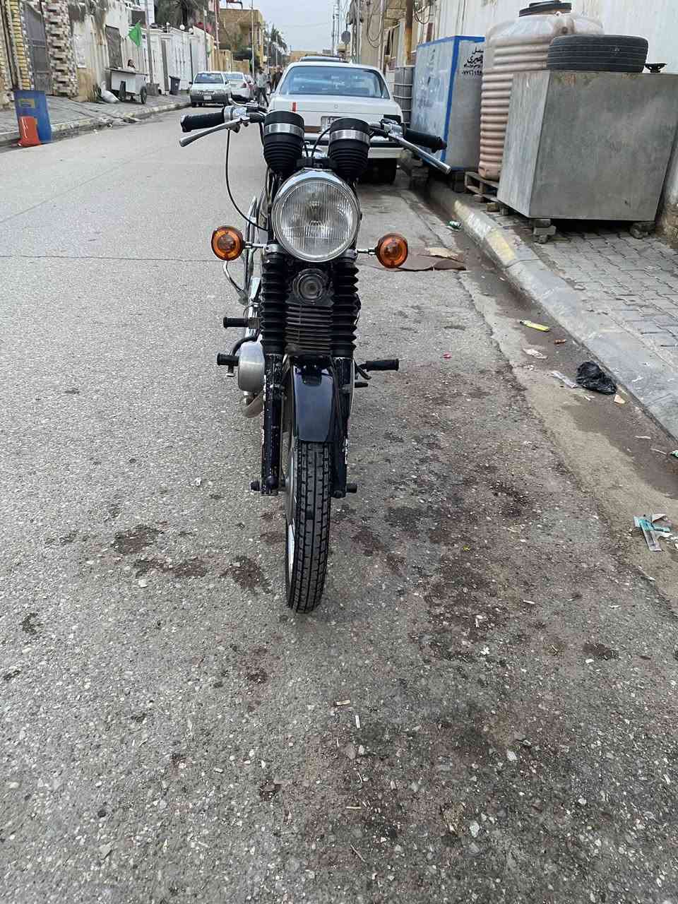 السلام عليكم جنايتنا العزاز امزت 81 للبيع سايز 5توه مكصوص شاصي مابي لحيم كهربائيات كله شغاله تاخذه ربع ماذب اتريد ابيعلك رقم وسنويه وتريد بدون الاستفسار اكثر اتصل ع رقمي وبيك خير وتدلل *********** المكان كوت
