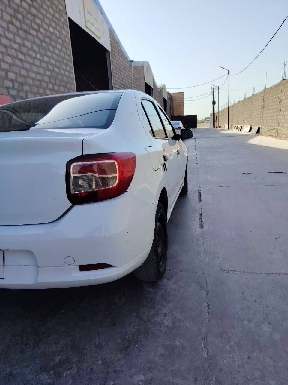 سمبل 2017 رقم بغداد انكليزي بأسمي
ماشية 160 الف كيلو

صدر جديد كامل 

تايرات جديدة 

باتري جديد

ادامة محرك جديد نوزلات بلكات فلاتر 

تبريد وتدفة بلادي 

كهربائيات بلادي

بدون حادث فقط رصعات 

بدون صبغ 

السعر 68 وبيهة مجال 
*********** موجود اتصال و واتساب
