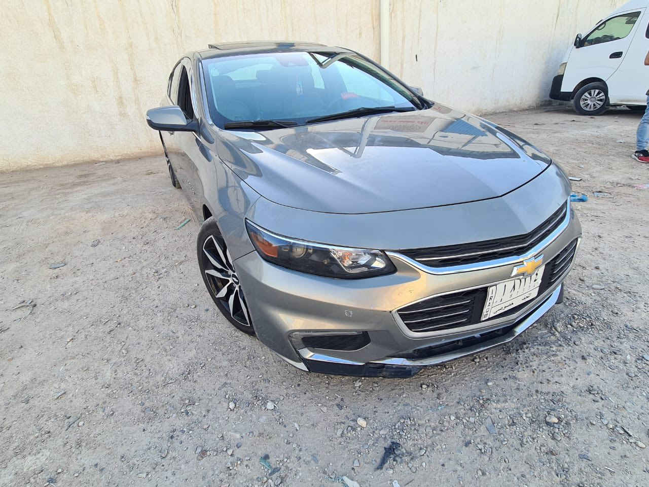 للبيع شوفليت ماليبو LT موديل 2018 لون سمنتي
رقم نجف باسمي
السياره فول مواصفات للاخير
رادار
تشغيل عن بـٍعد
كشنات جلد
كشن كهرباء + ذاكره
سلايد روف
شاشه كبيره
فول بصمه
لايت زنون اصلي
تبريد قطعتين
قياده ذاتيه
تحديد مسار
فول فووول للاخير
السياره نظيفه وجديده بمعنى الكلمه احلى من الصور 
عليه ادامه كامله اي مسج ماعليه 
السياره كلين داخله للعراق وصار بيه بارد بقبق الجنطه شي
كلش بسيط
للاستفسار***********
