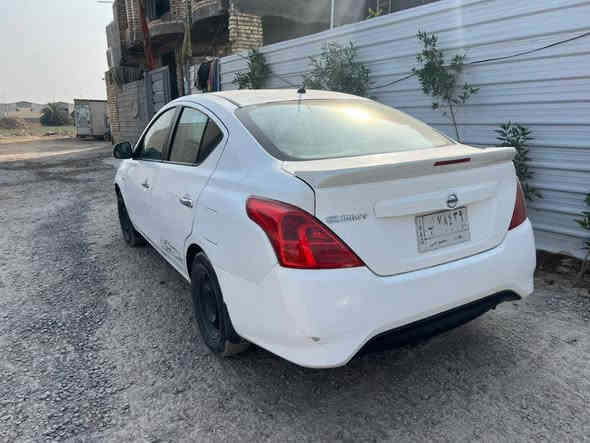 نيسان سني هند ام البليت الزركه   موديل 2016مكينه جديده وكير جديد  تبريد جديد دوشمه جديده  سياره واكعه عليه سقيفه  ومصبوغه عام ابيع واقع حال 70وبيه مجال رقمه بغداد تحويل ثاني يوم  مكاني بغداد تاجي ***********
