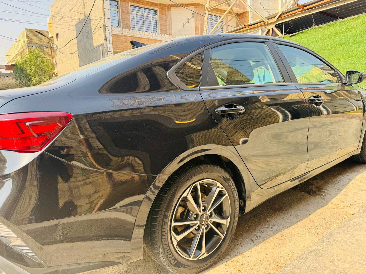 المسافه الماشيه أو المقطوعه 85 كم
