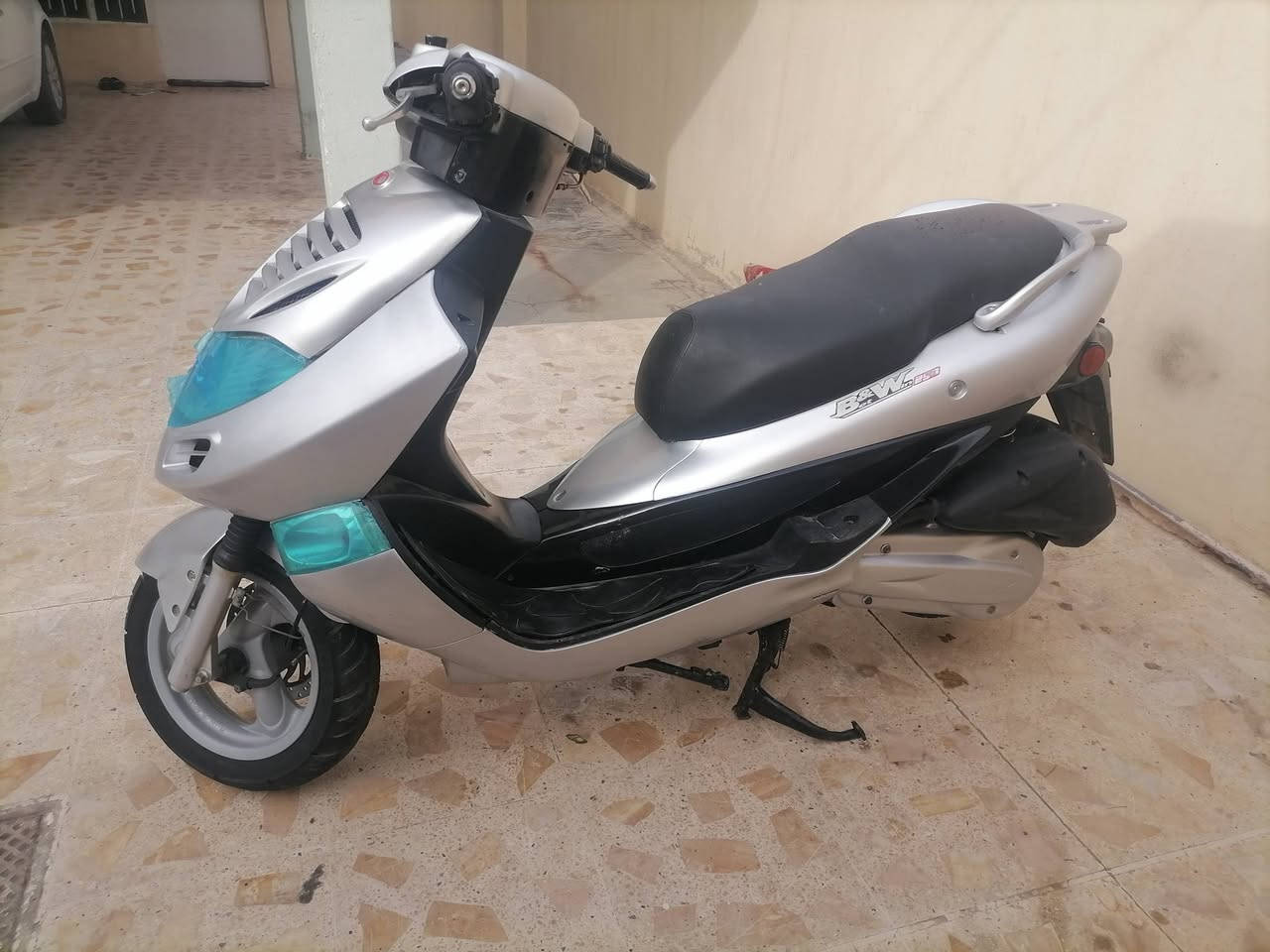 كايمكو محرك 250 ربع دراجه نضيفه وشغاله اي نقص مابيها مكان خلف مسبح الملكي رقم صاحب الدراجه *********** السعر 700 وبي مجال بسيط الشراي
