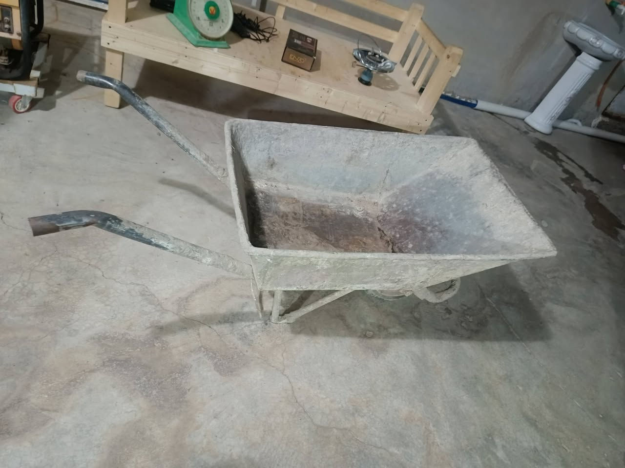 اغراض منزلي للبيع سعر خاص او على الرقم ***********
