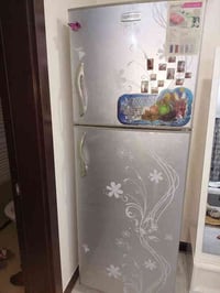 ثلاجه ماركه كنود للبيع مداخله تصليح نضيفه جداً السعر 200 و بيها مجال ا...