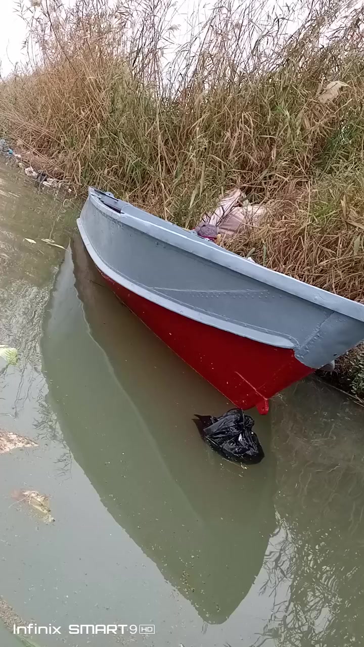 سلام عليكم المنيوم للبيع طول 4و 30 مكان واسط قضاء الحي ***********
