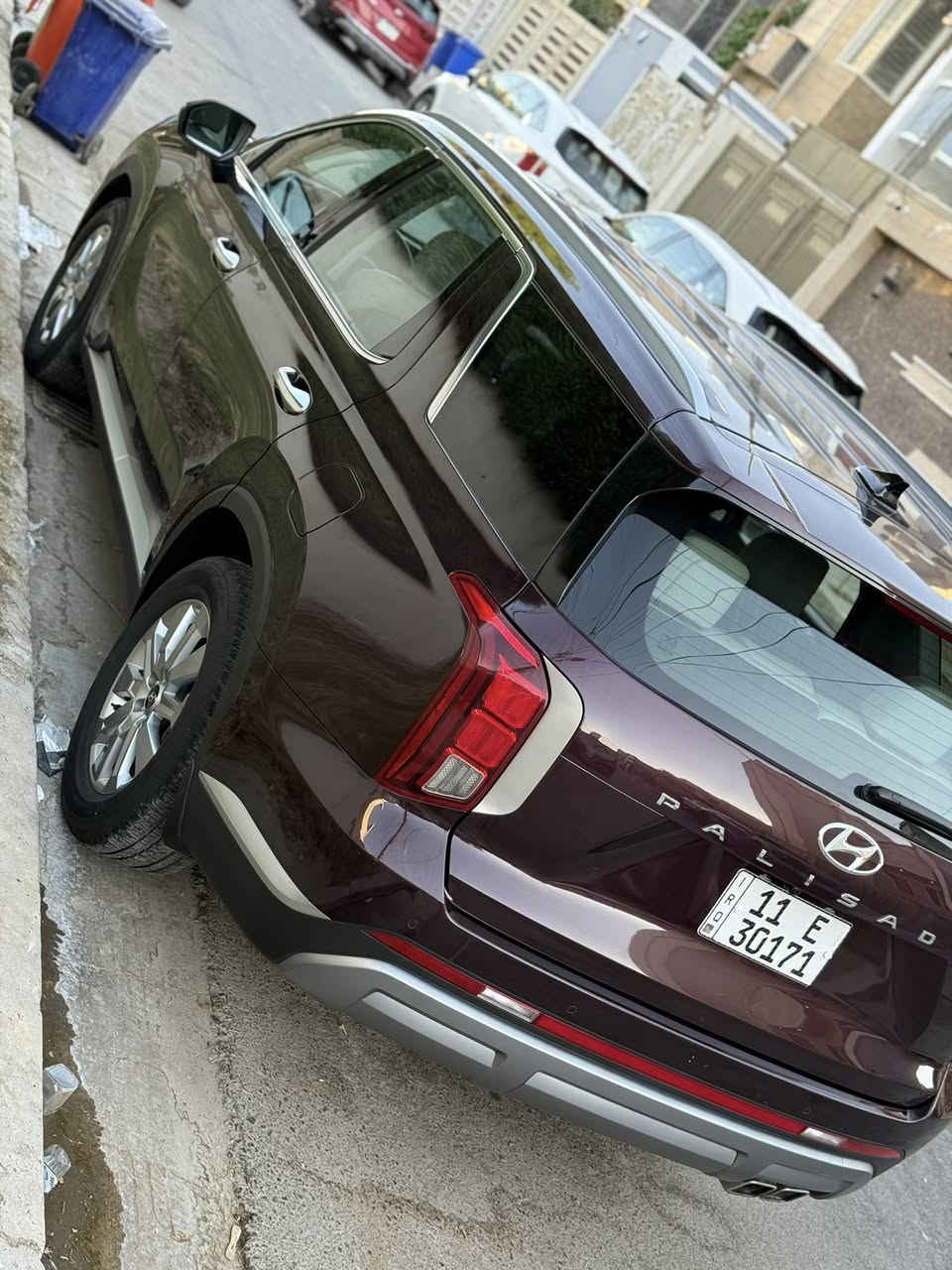 السلام عليكم بلسايد 2023 ماشيه 21 الف حادثها
حافة البنيد وحافة جاملغ الايمن سياره ليبل واحد بدون تبدل 
صبغ نص البنيد وحافة جاملغ  سياره بدون دواخل شاصي لغد مكفولات مواصفات ( بصمه - حساسات- جنطه كهرباء - رادارات
  -مكينه 6 سلندر ( 3800 ) - شحن واير ليس- كشنات جلد + تدفئه 
المكان بغداد البلديات 
سعر 255 وبيه مجال 
هـ ***********
