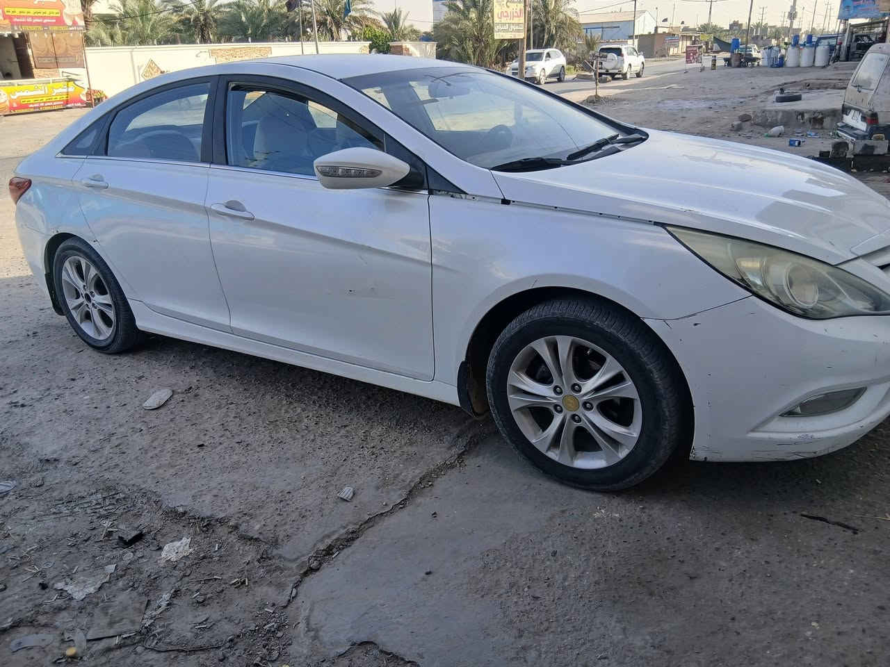 سلام عليكم  سوناتا  ٢٠١١ خليجي  محرك ٢٠٠ مابيه ضربه بس بارد مبين بل باب مكينه حداديه جديده تبريد شغال  سياره ماعيزه برغي سنويه ٢٠٢٦ بسمي اني مالك رقم بابل  مكان سياره بابل سعر ١٢٧ وبيه مجال اتصال ***********
