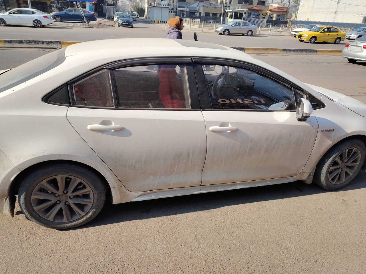 السلام عليكم كورلا هايبرد 2024 للبيع باسمي رقم بغداد مكفوله ماشيه 37 رايدهة147بيهة مجال للاستفسار الاتصال على ***********3 و***********
