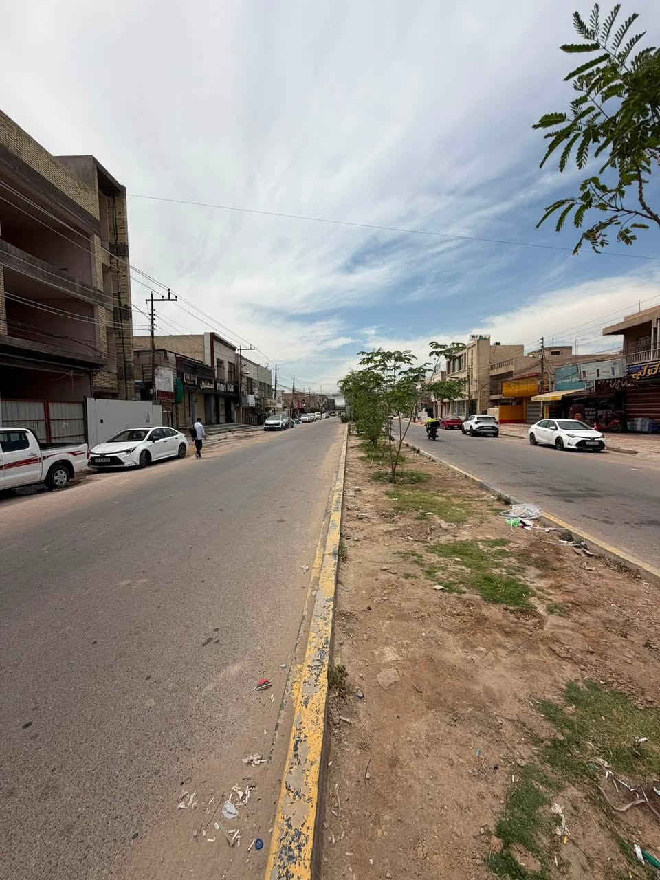✋🏼للبيع بنايه تجاريه مصممه بإشراف هندسي متميز

🏨المساحه      247/5 متر 

🔺الواجهه 9 متر      النزال 27/5

🔹سنة البناء 2025  بناء درجه اولى

🔺تحتوي على قاعه كبيره مع 7 مكاتب تجاريه
🔹كل مكتب مساحه 82 متر 
 
🔹بوارد شهري 9/100/000 فعلي مؤجره بل كامل
🔺الموقع بغداد حي البنوك وسط شارع الميثاق 

🔹للاستفسار 📞*********** 
 
او مراجعه مكتب السالم للوساطة العقاريه 
حي البنوك شارع الكنيسه
 
المكتب مجاز رسمياً من قبل غرفة تجاره بغداد
ووكيل منصة عقاري- استثمر بأمان 
نستقبل جميع عروضكم السكنيه والتجارية

