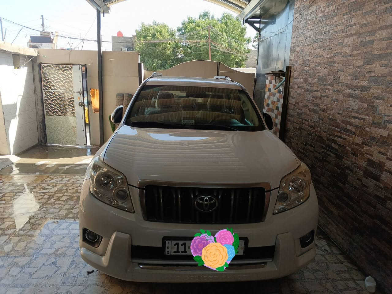 سلام عليكم برادو للبيع موديل 2012فول مواصفات 6 سندر دبل تانكي بصمه فتحه سقف ماشي 140 بيها صبغ الدعاميه الاماميه والباقي مكفول  سعر 285 رقم ***********2
