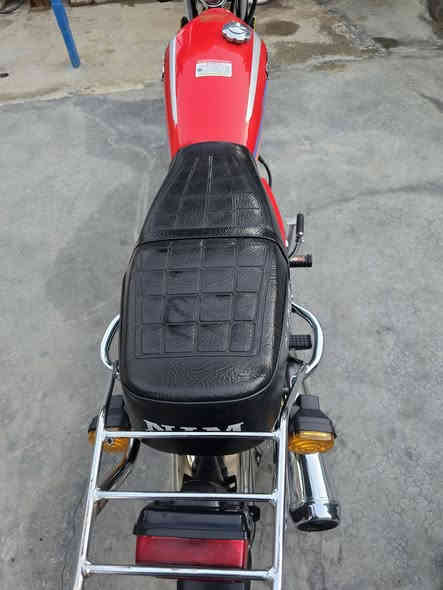 سلام عليكم شباب دراجه موديل 23 نضيفه كلش اوراق كامله مكفوله ماناقصها برغي مكان راعي الدراجه بغداد تقاطع النهروان السعر 700 وبيها مجال لشراي رقم صاحب الدراجه ***********
