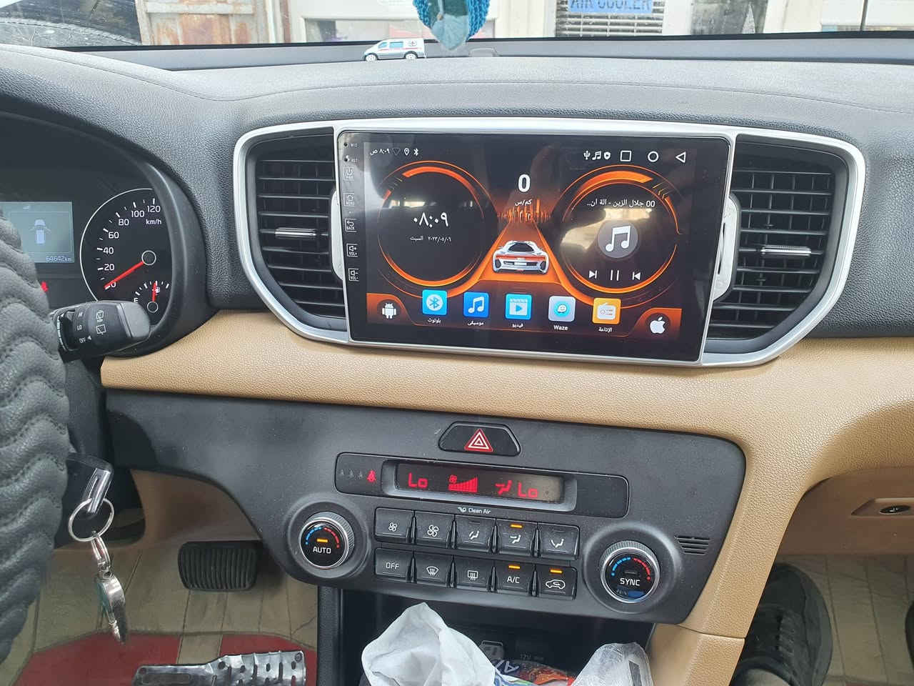 #توفر_توصيل لكافه المحافظات
تم ربط تاب  سبورتج فول مواصفات شاشه كزاز 4K 
سعر التاب ٦٥ الف 
ويوجد ايضا تاب ب ٧٥ الف 
ويوجد ايضا ٨٥ الف
ويوجد ايضا ٩٥ الف كشكل نفس الشكل بس اختلاف مواصفات 
السعر يشمل تاب مع الاطار والفيش 
مواصفات الشاشة 
١-شاشة لمس فول HD ضد الكسر  
٢-بلوتوث 
٣-اوكس (AUX)
٤-فلاش (USB)
٥-نظام اندرويد انترنيت
٦-اشغل كامرة
٧- أحدث اصدار 
٨- الذاكره 64.. العشوائي 4
٩-تحديد موقع. نظام GPS
١٠-صوت استريو واضح جدآ
١١- راديو
#العنوان بغداد السنك مجاور مجمع الغفران التجاري
للأتصال ***********
