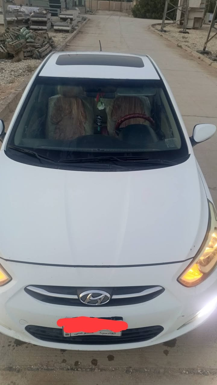 السلام عليكم اكسنت خليجي
محرك 1600
2016
مكفوله من الصبغ وكير ومحرك
تحكم ستيرن 
فتحه 
شاشه 
كامره دوار 
السيارة بيه بارد مئشر عليه في الصوره 
رقم قادسيه بسمي تحويل ثاني يوم المكان ديوانية قضاء عفك 
السعر 118 وبيه مجال حك الجيه 
التواصل على واتساب او على الرقم ***********
