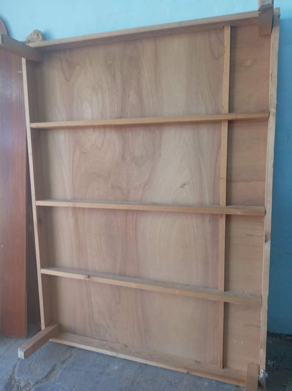 غرفة بلا كنتور شغل ثقيل جدا نظيف توصي السعر ١٩٠ قفل تواصل خاص ***********
