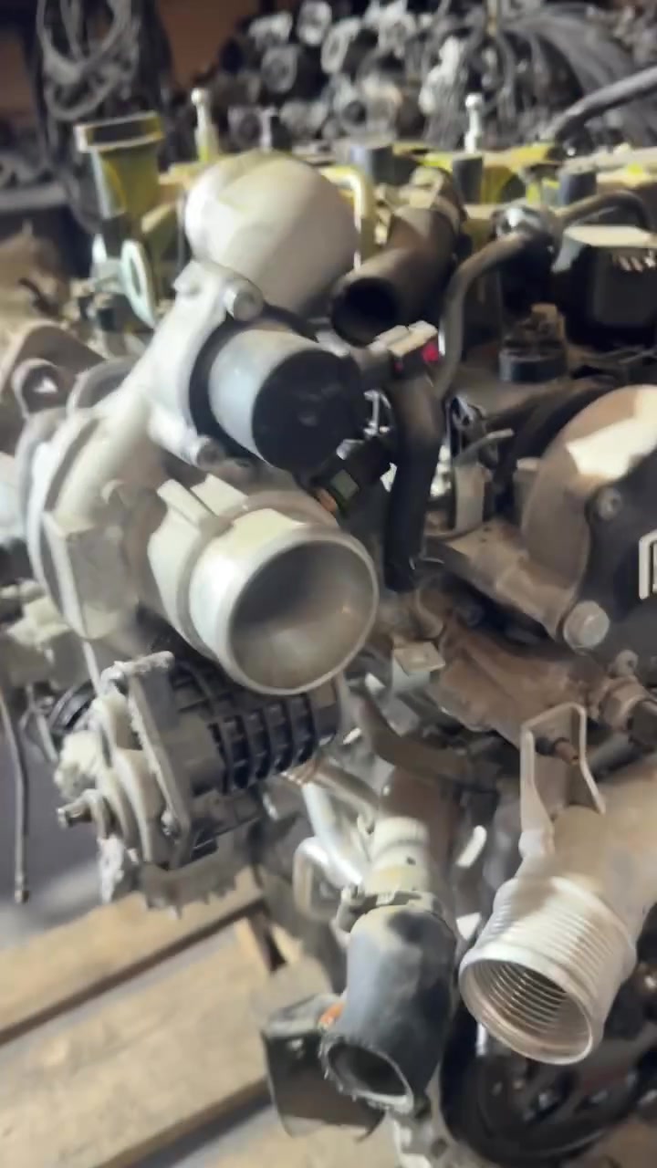 السلام عليكم شبابنا الطيبين
يوجود محركات حديثة وزيروا 🏍️🛵 موصل الاايسر
*********** يوجود توصيل 🚚 جميع المحافظات🌹🌹🌹
محرك تورس
محرك كورندوا 2022
محرك ريكستون 2022
محرك كورندو 2016
محرك تيفولي كاز 
محرك تيفولي بانزين تيربو وعادي
محرك توروس حديث
