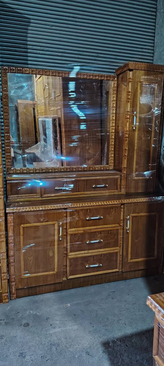 غرفة 5باب جديد خمسه مليم العنوان موصل شارع بغداد مقابل حمام المامون ***********
