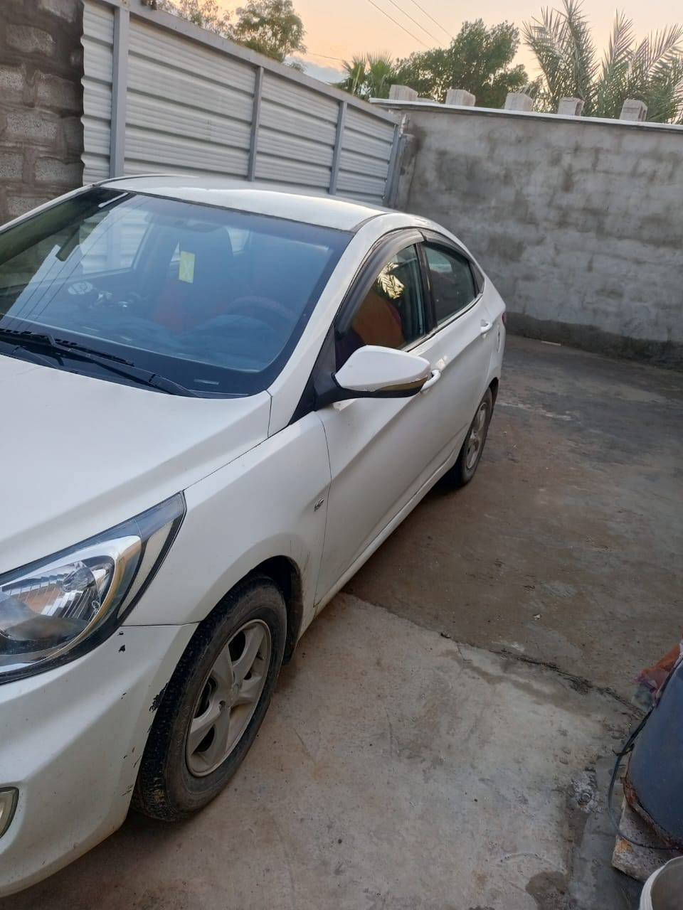 هونداي اكسنت موديل 13مصبوغة عام اثر صقوط سقيفة سعره85وبيه مجال مكاني بغداد التاجي ***********واتساب***********
