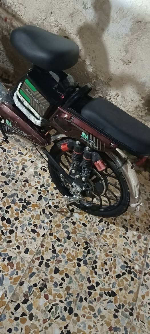 دراجه شحن فول مواصفات البطاريه مالته 100 والسعر 150 بيها مجال موصل باب جديد الاستفسار *********** واتساب
