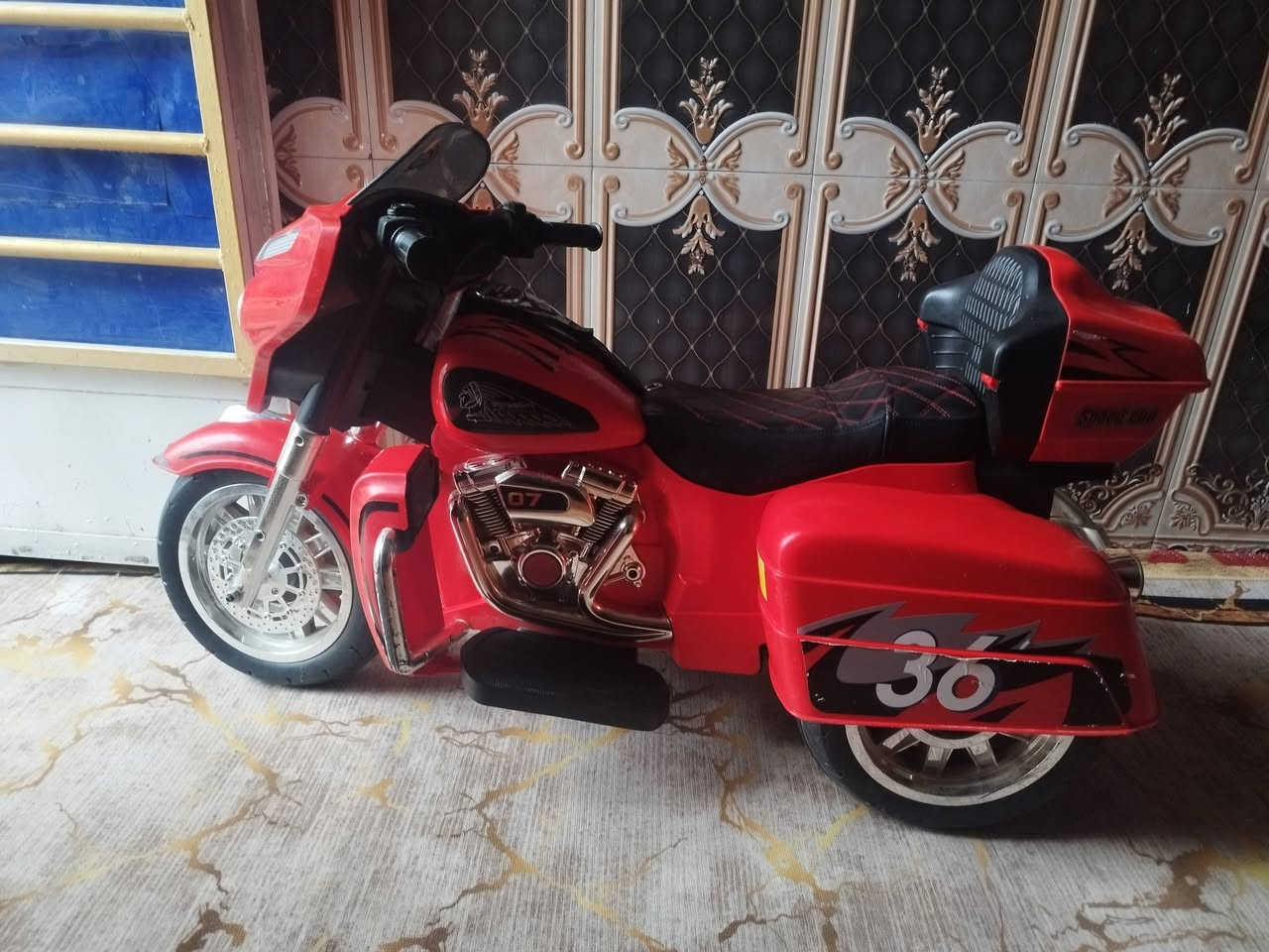 السلام عليكم دراجة شحن بطارية فول وشاحنة وسويج وتشتغل بلوتوث واغاني اطفال وكاملة  السعر 70


**إذا كنت صاحب هذا الإعلان وتريد حذفه لأي سبب، رجاءا أرسل رسالة إلى الدعم الفني**