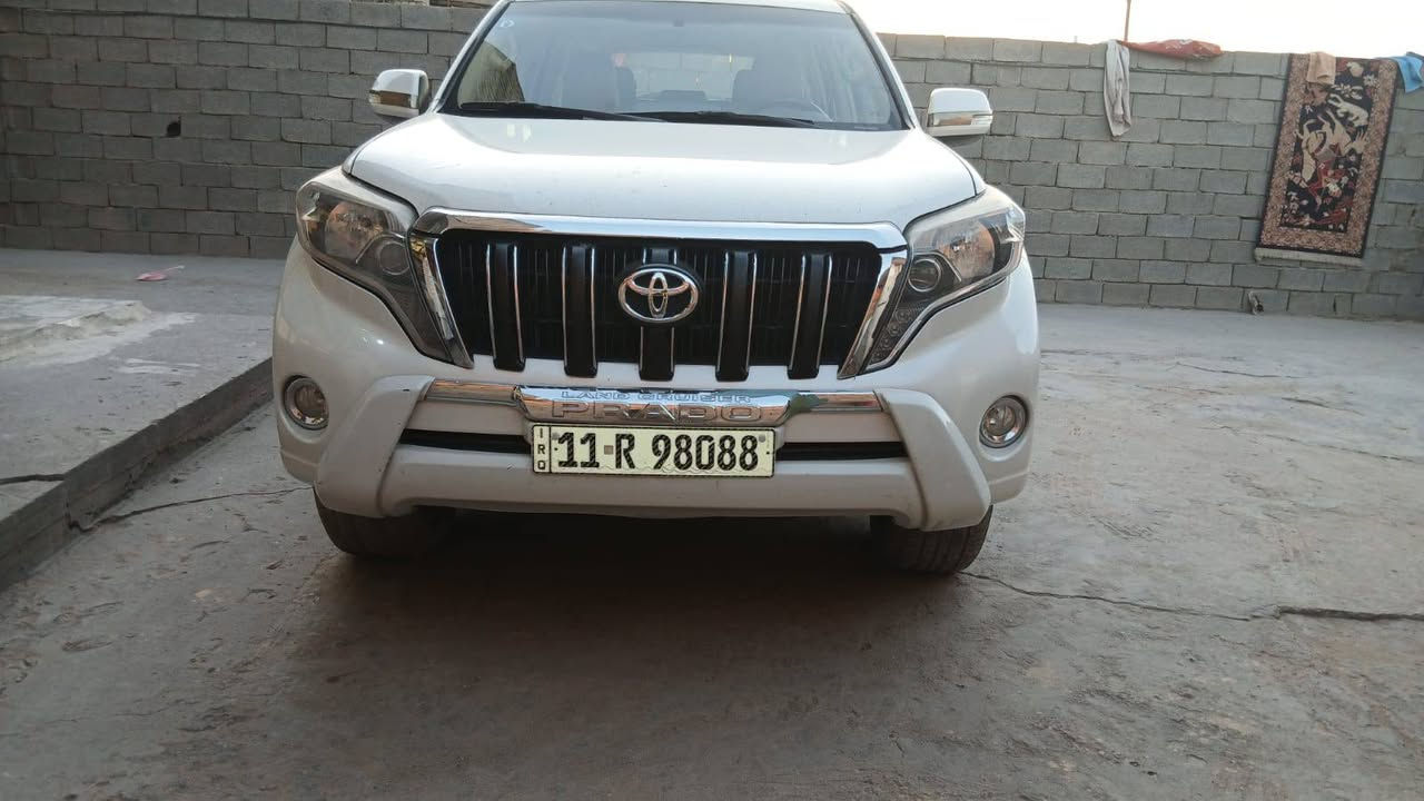 السلام عليكم
برادو 2014 كويتي 
المواصفات فول
 ستيه سلندر 
سبعه راكب 
 فتحه بصمه 
شاشه /کامره
 كشنات إلاماميه كهربائيات تشغيل عن بعد
 ماشيه 135 كم
 صبغ جزئيّ  الدعاميات فقط سيارة مكفوله السعر 325 وبيهه مجال

***********4
