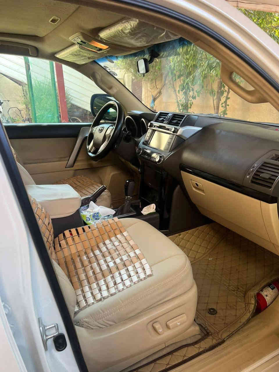 برادو ٢٠١٧رقم سليمانية بسمي محرك٦  وهواي مواصفات
مكفولة عام ماشيه ١٤٠ 
السعر ٣٦٥ 
ديالى 
للستفسار ***********
