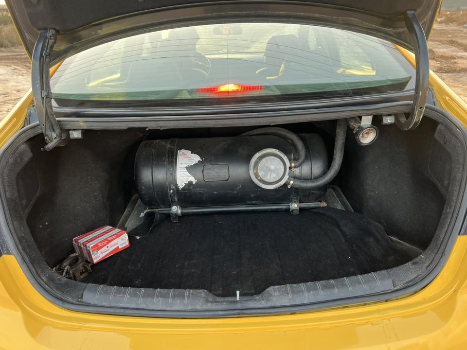 سلام عليكم النترة 20 امريكي بغداد بسمي مصفرة هيئة وغرامات مكينه 2000 دوش كير المرغوب اي تي منضومه غاز جديدة تخم تاير صدر خلفي امامي جديد حادثها وسونار  مرفق بصور جاملغ وبنيد تبديل سياره جاهزة وبلعافيه على ياخذها  سعر 130$مكاني بغداد قرب بسمايه ***********
