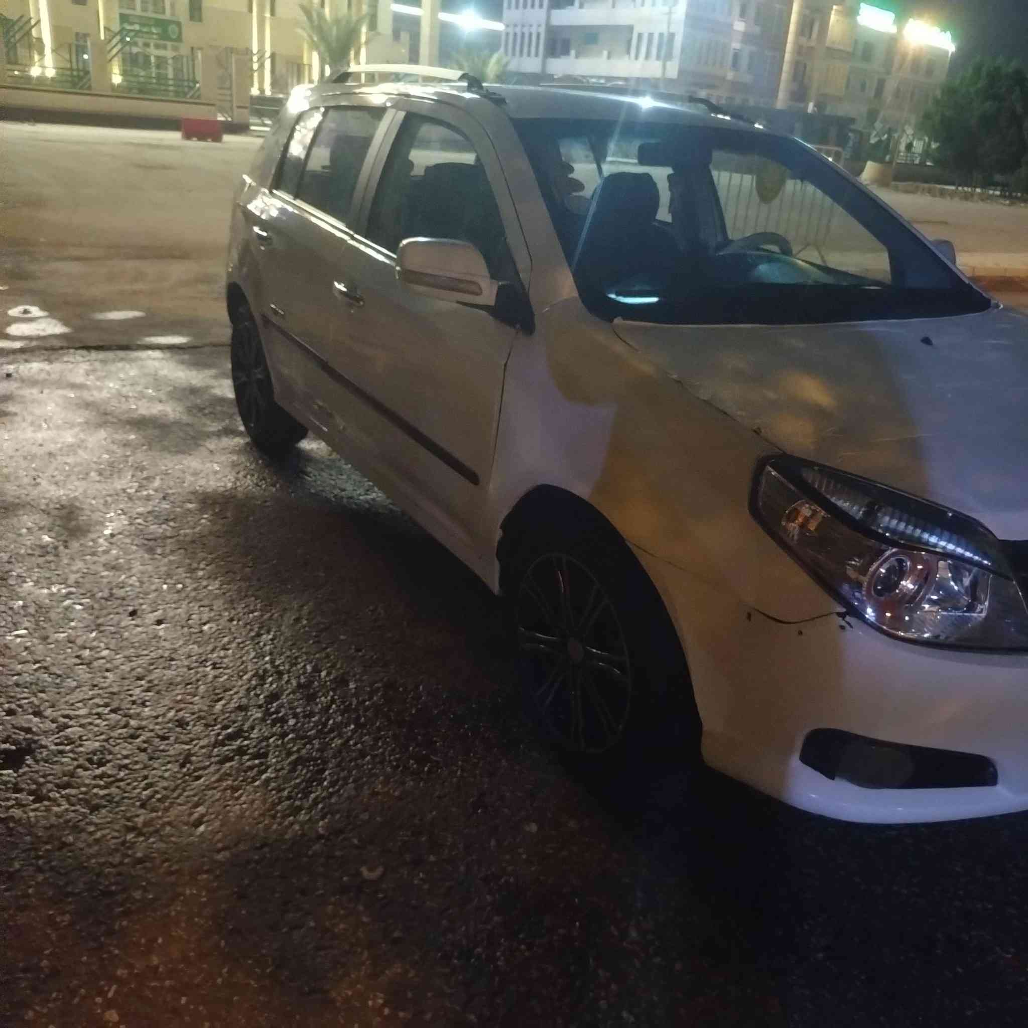 سلام عليكم سياره البيع ام كي كروز ٢٠١٣ كير ومكينه كفاله بيه جاملغ وبنيد رقم بابل  
***********
