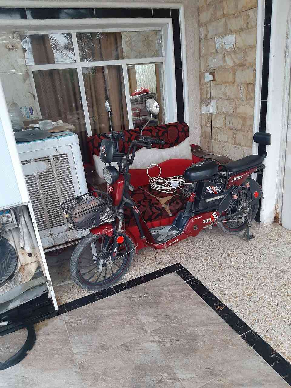 السلام عليكم دراجة شحن للبيع او امراوس حسب القناعة موديل (٢٤) مستحقة تبديل بطاريات كهربائيات شغالات السعر (١٨٥) وبيهه مجال


**إذا كنت صاحب هذا الإعلان وتريد حذفه لأي سبب، رجاءا أرسل رسالة إلى الدعم الفني**