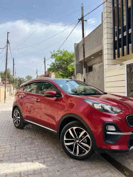 سلام عليكم 
سبورتج للبيع مديل ٢١ سياره فول 
خليجي بيه بارد كد شبر بجاملغ ال امامي بس 
ماشيه ٨٢ الف 
سعر ١٩٥ وبيه مجال بسيط 

مكان بغداد الزعفرانيه 
رقم الهاتف ***********
