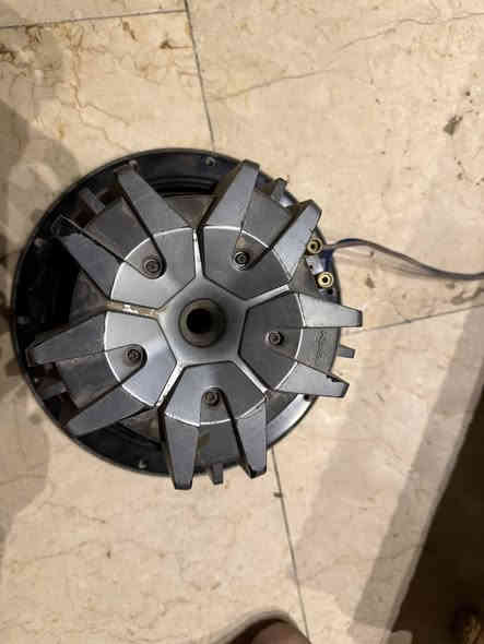 السلام عليكم سوني اكس بلود 10 انج 
1200واط 300 ارمس السماعه نضيفه حيل مستخدمة فتره قليله سعره 100 الف وبيها مجال مكاني بغداد *********** متوفر توصيل
