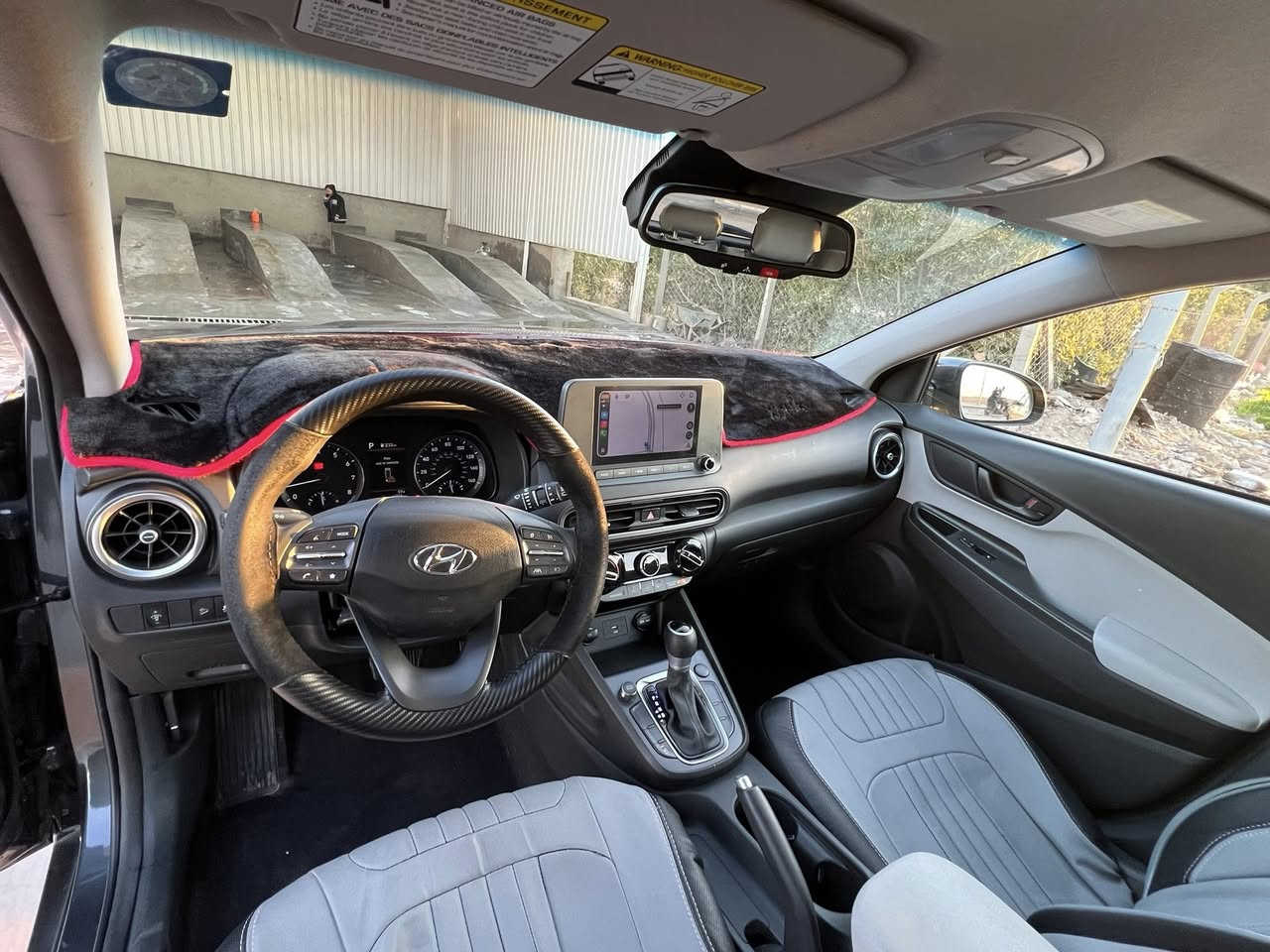 هونداي كونا 2023 محرك 2000 دوش
رقم بغداد باسمي تحويل ثاني يوم 
(سياره بدون قطرة صبغ تبديل دعاميه وبنيد نفس اللون ) 
المواصفات :

بصمة تشغيل + بصمة ابواب + بصمة صندوك

تشغيل عن بعد

شاشة كبيرةتدعم كار بلي +gps

نقطة عمياء بالمري+ اشاير بالمري

رادار امامي تنبيه مانع تصادم

رادارات جانبيه تنبيه

رادار خلفي تنبيه عند الرجوع بريك ذاتي

تحديد مسار نظام السياقة الذاتية بين الخطوط

شاشة اعطال ملونة مع ترحيب

ثلاث وضعيات للقياده normal + sport + smart

وباقي المواصفات المعروفة

السيارة جديدة ونظيفة جدا كاملة وجاهزة مابيها اي نقص من كل النواحي

العنوان : بغداد / مجمع بسمايه
السعر 155$ وبيها مجال بسيط 

للاستفسار : ***********
