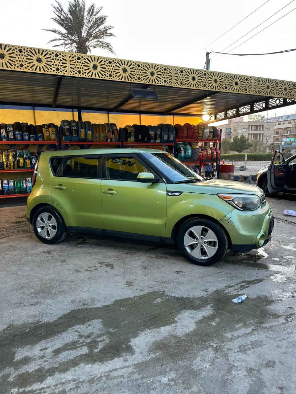 السلام عليكم كيا صول موديل 15 وارد امريكي ضرره جاملغ الامامي جه السايق فقط بدون دواخل  كير محرك تبريد مكفولات محرك 1600 ماشيه 130 مل سياره جاهزه  مابيها نقص السعر 97  
*********** بغداد الدوره ابو طياره
